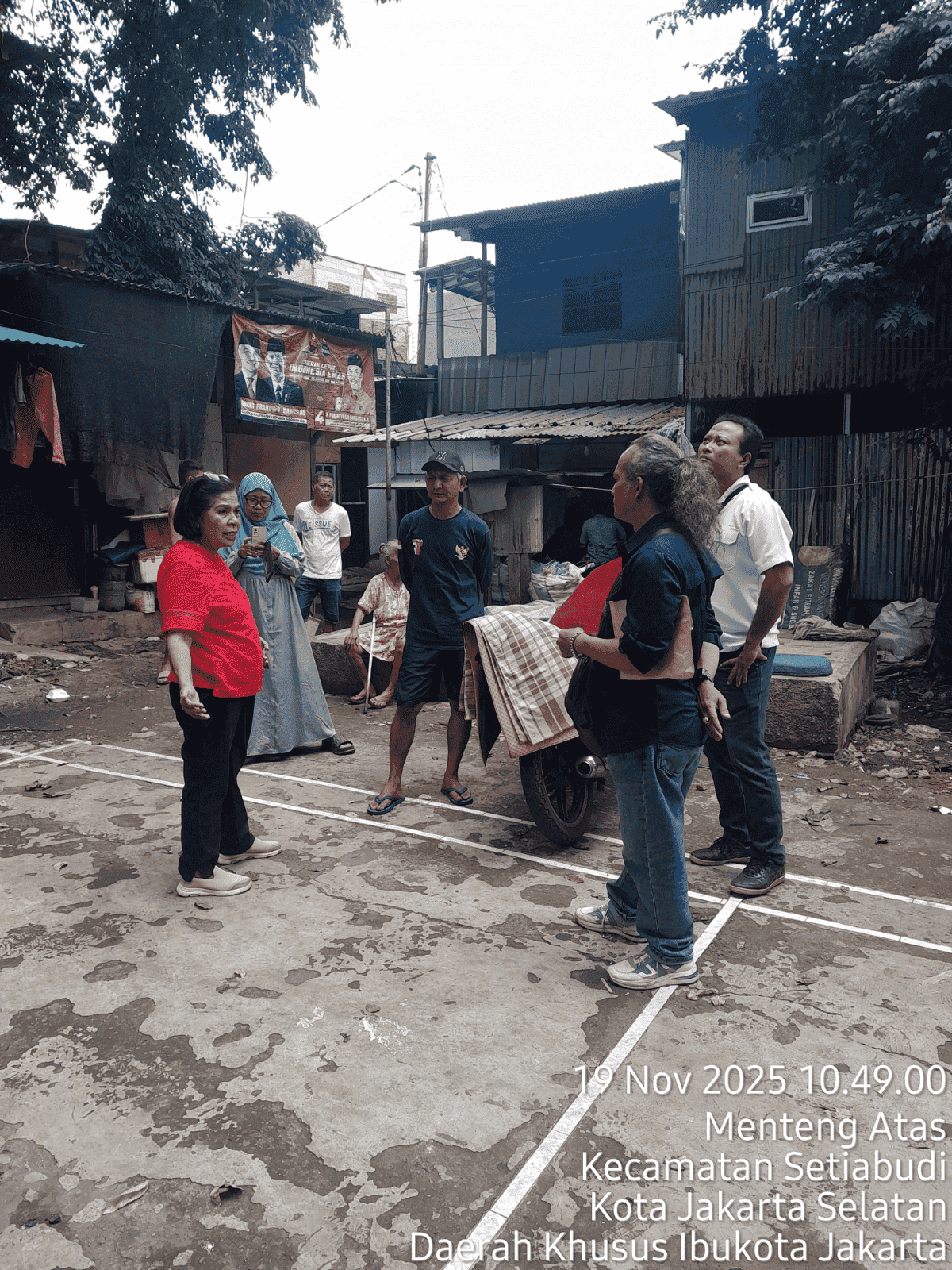 Renovasi Lapangan Bulu Tangkis dokumentasi 1